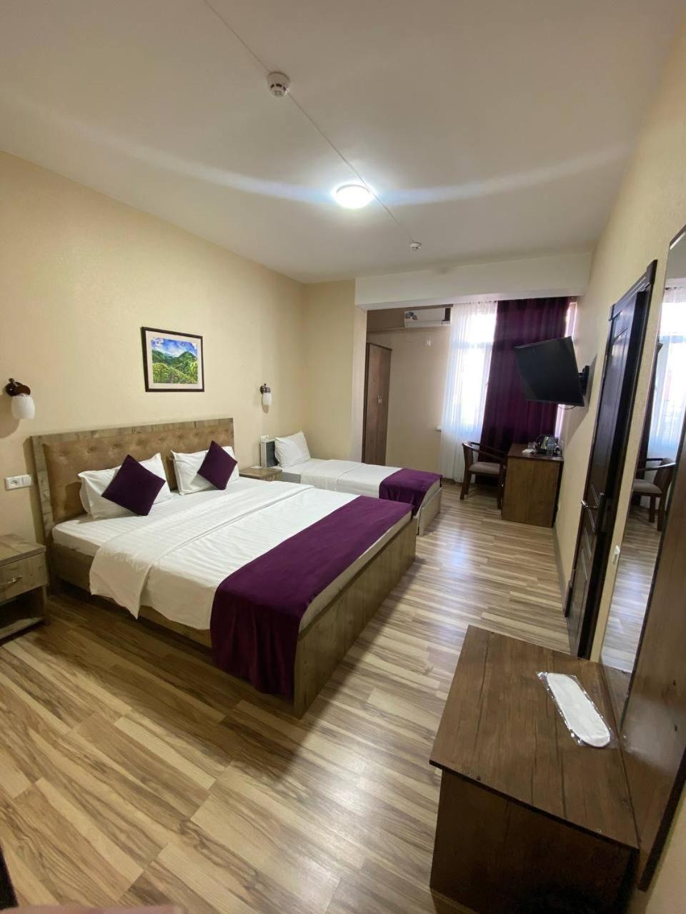 Tourist Inn Hotel Taşkent Dış mekan fotoğraf