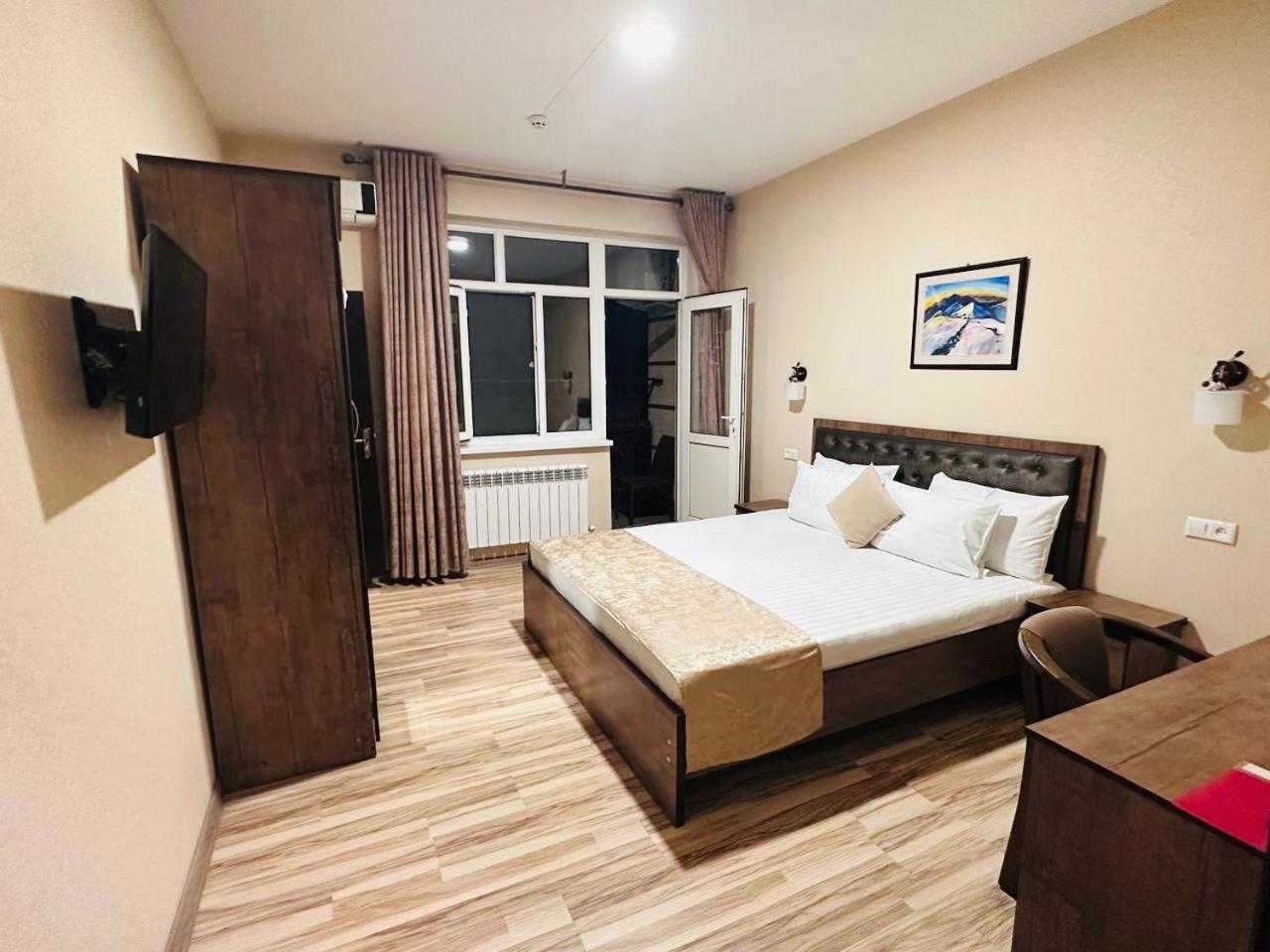 Tourist Inn Hotel Taşkent Dış mekan fotoğraf